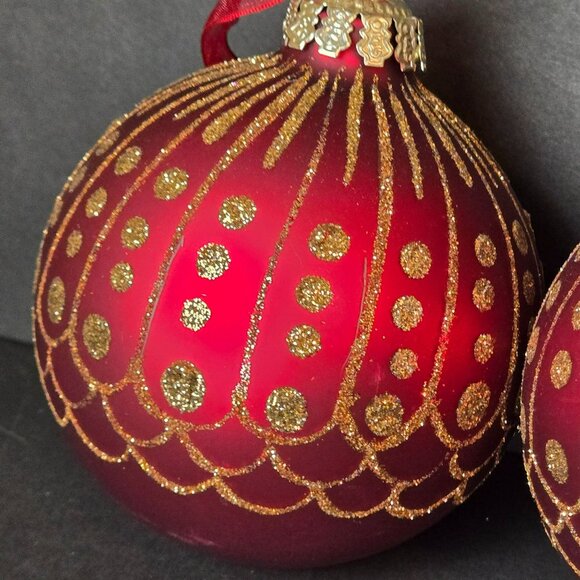 Frontgate Red Glass Christmas Ornaments Set 2 Gold Glitter Dot Stripe Design 4" - Picture 3 of 8